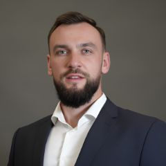 Нечаев Андрей